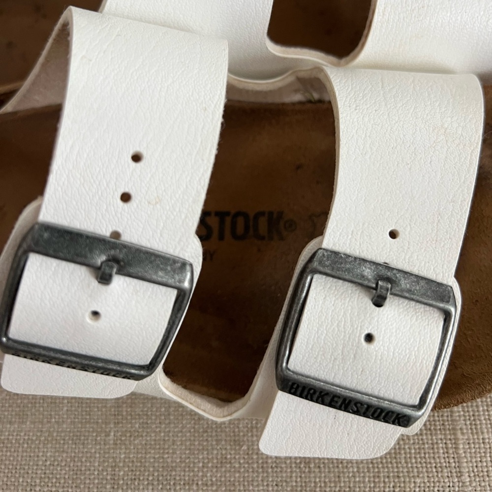 Birkenstocks Arizona Slide Sandals White Silver Buckle 38 - Picture 3 of 8